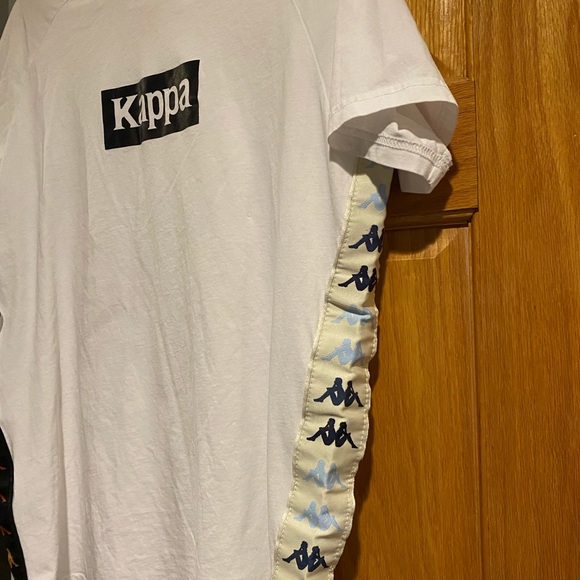 Men’s Kappa White T shirt with cool design on the sides. - Picture 7 of 12